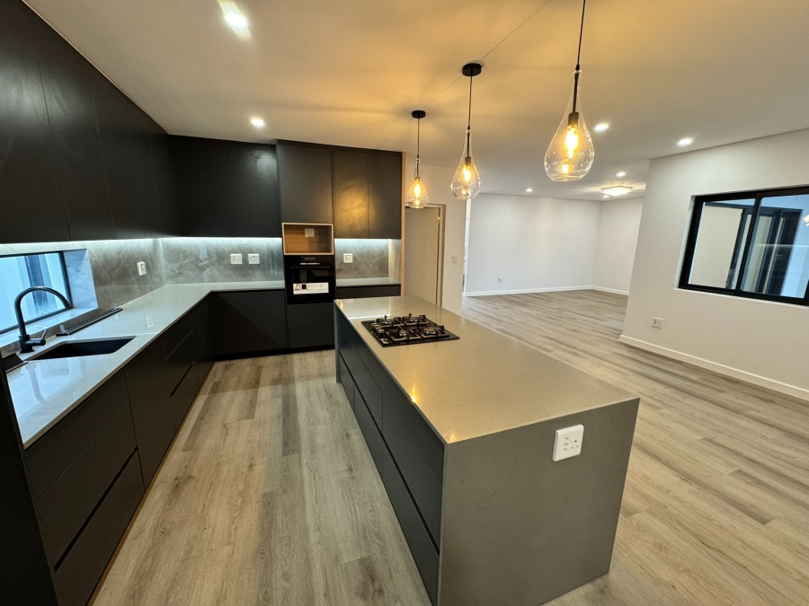 4 Bedroom Property for Sale in Sandown Western Cape